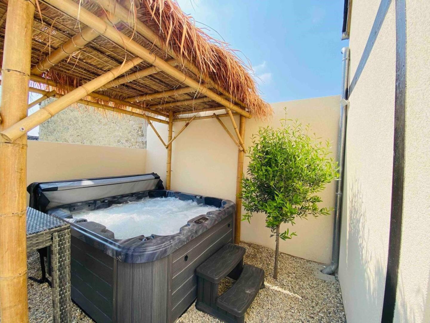 Villa L'Etincelle à Saint-Martin-des-Entrées Extérieur photo